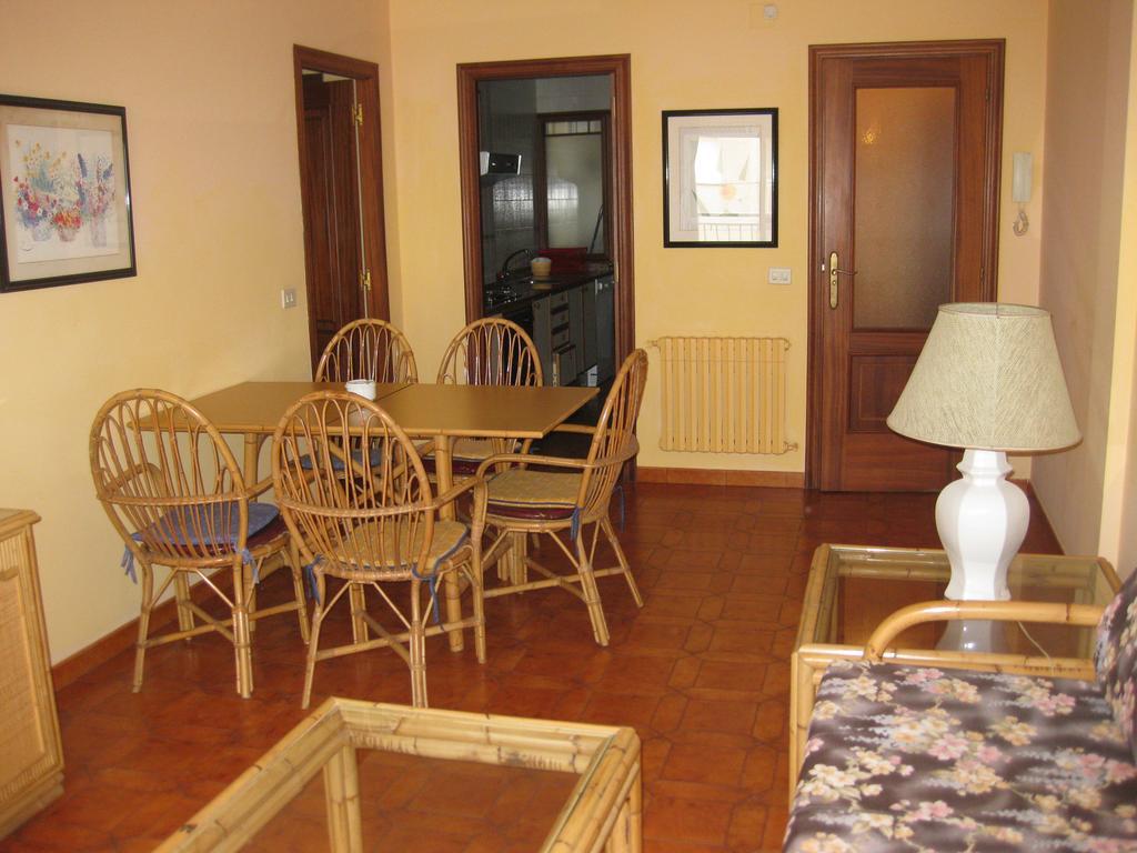 Apartamentos Granxola Sanxenxo Rum bild